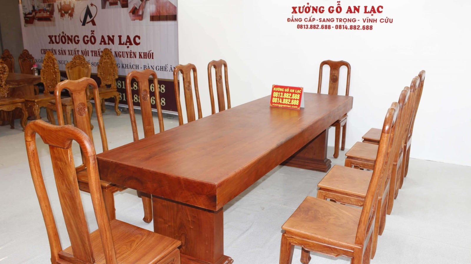 Bàn gỗ nguyên khối hương đá 3m với 10 ghế chữ thọ 2 bàn ăn gỗ hương đá