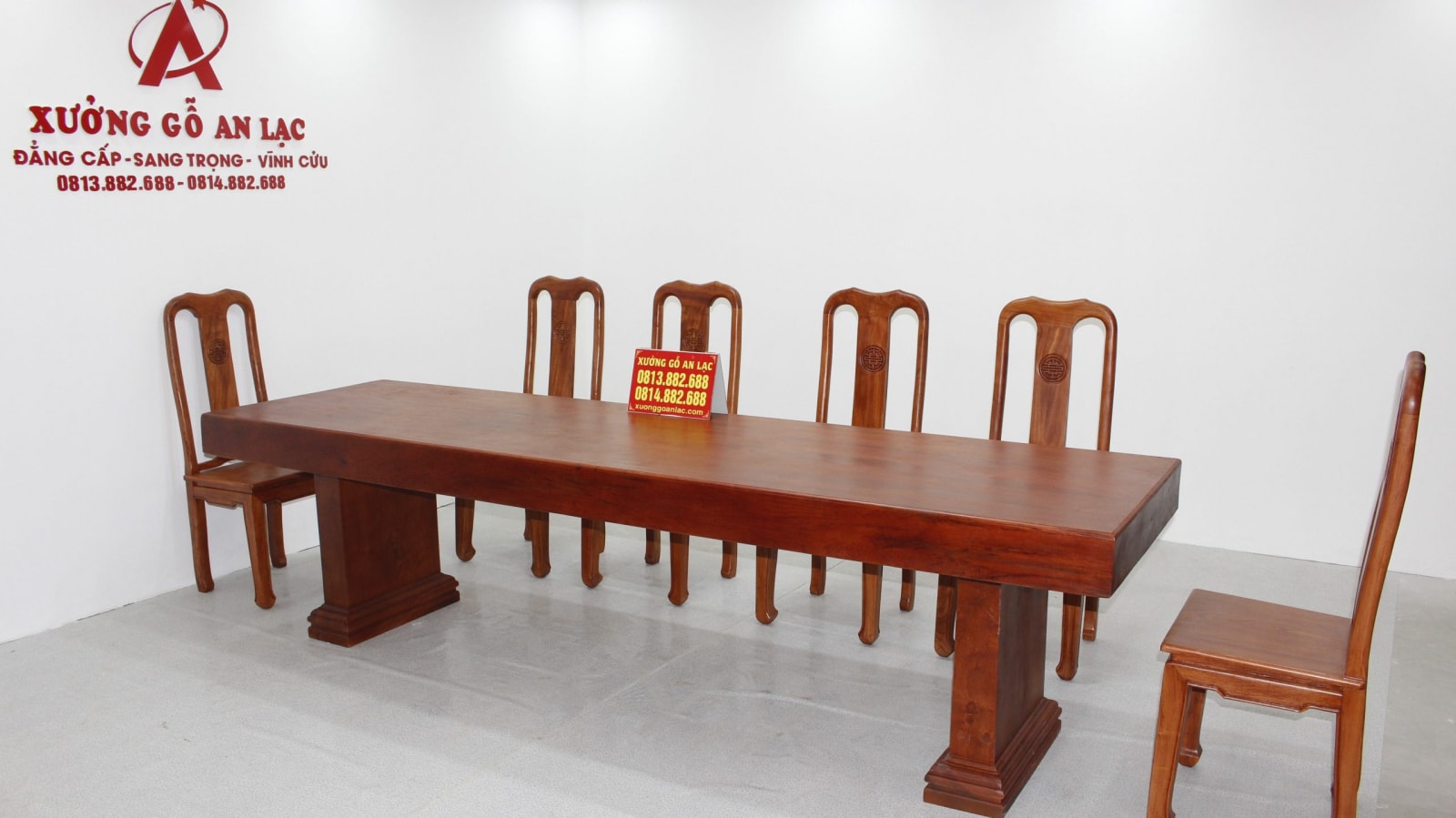 Bàn gỗ nguyên khối hương đá 3m với 10 ghế chữ thọ 12 bàn nguyên khối 283x80x14 vs 10 ghế chữ thọ hương