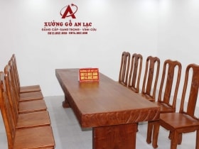 Siêu phẩm bàn ăn nguyên khối 283x79x14cm với 10 ghế triện chữ thọ gỗ hương đá 21 bàn nguyên khối đục trai tim vs ghế chữ thọ gỗ hương đá (1)