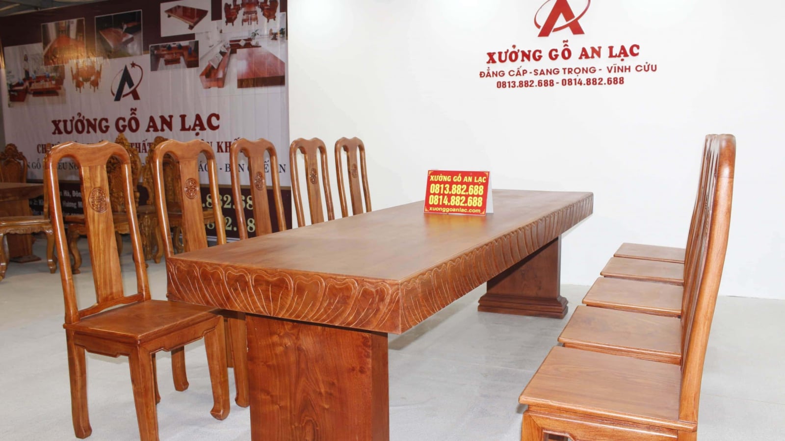 Siêu phẩm bàn ăn nguyên khối 283x79x14cm với 10 ghế triện chữ thọ gỗ hương đá 5 bàn ăn gỗ hương