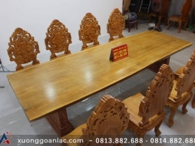 Siêu phẩm bàn ăn nguyên khối 303x103x12cm với 8 ghế hoàng gia vip tựa cong gỗ gõ đỏ 15 bộ bàn ăn nguyên khối vip