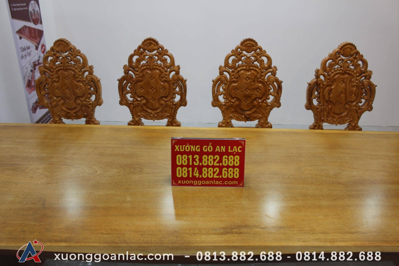 Siêu phẩm bàn ăn nguyên khối 303x103x12cm với 8 ghế hoàng gia vip tựa cong gỗ gõ đỏ 9 bộ bàn ăn hoàng gia