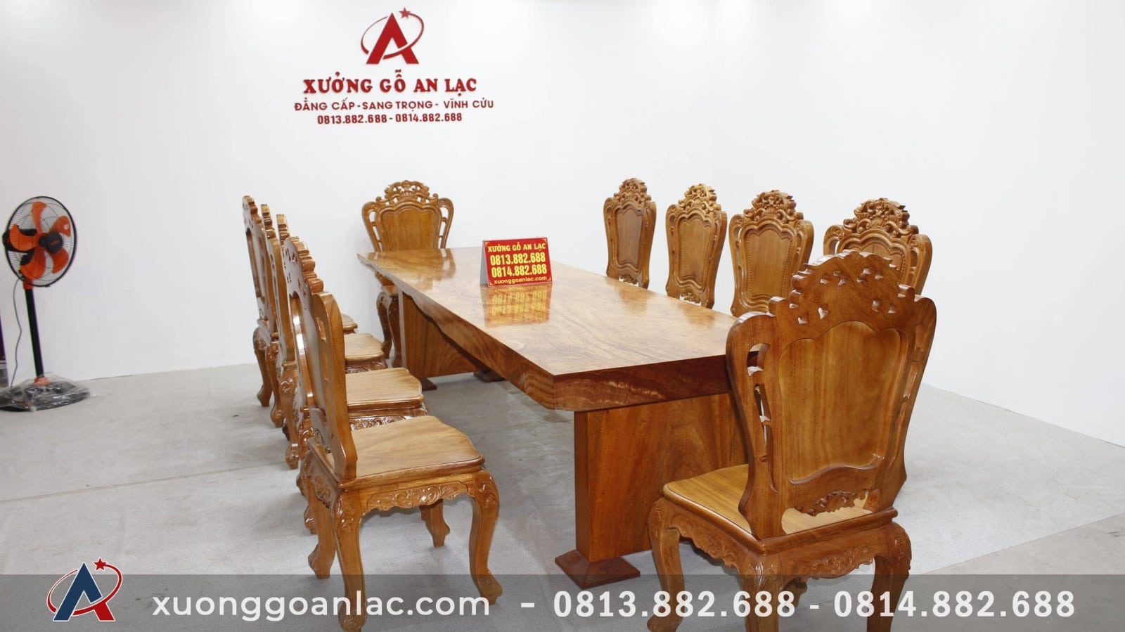 Bàn nguyên khối gỗ nu gõ 3m05 với 10 ghế hoa lá tây đục tay cực vip 22 bàn ăn nguyên khối gỗ gõ đỏ tự nhiên