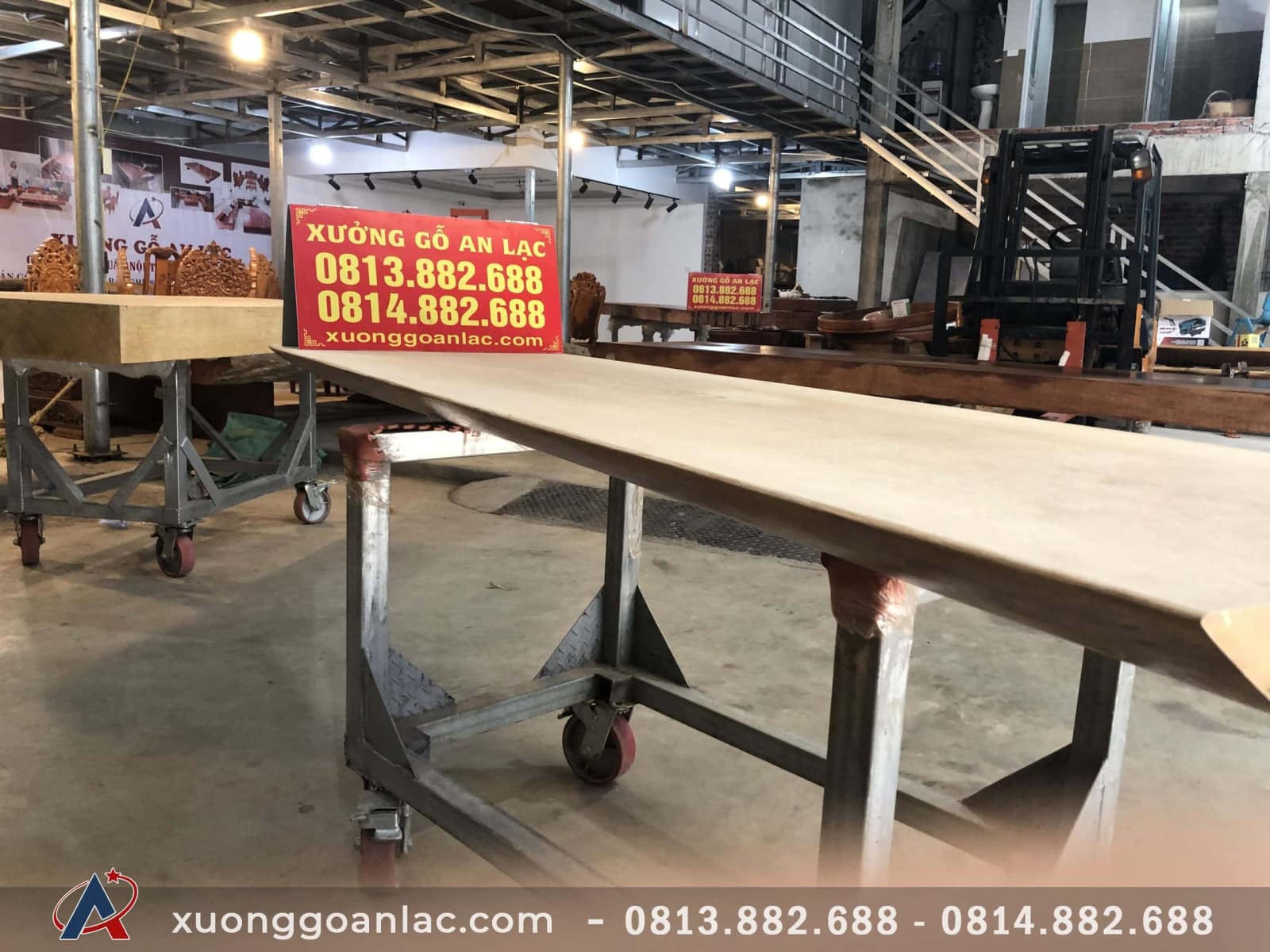 Mặt bàn nguyên khối gỗ gõ đỏ bản mộc 6 mặt bàn giữ phe tự nhiên rất đẹp