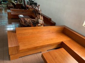 Bộ Sofa gỗ gõ đỏ nguyên khối ( Anh Tăng - TP. Đà Nẵng) (2)