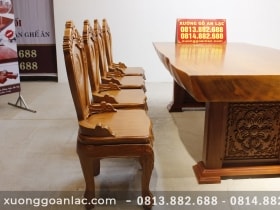 Bộ bàn ăn nguyên khối gỗ cẩm hồng 8 ghế louis có tay gỗ gõ đỏ (Anh Khoa, Trà Vinh) 43 Bộ bàn ghế gõ đỏ nhìn phe cạnh phải
