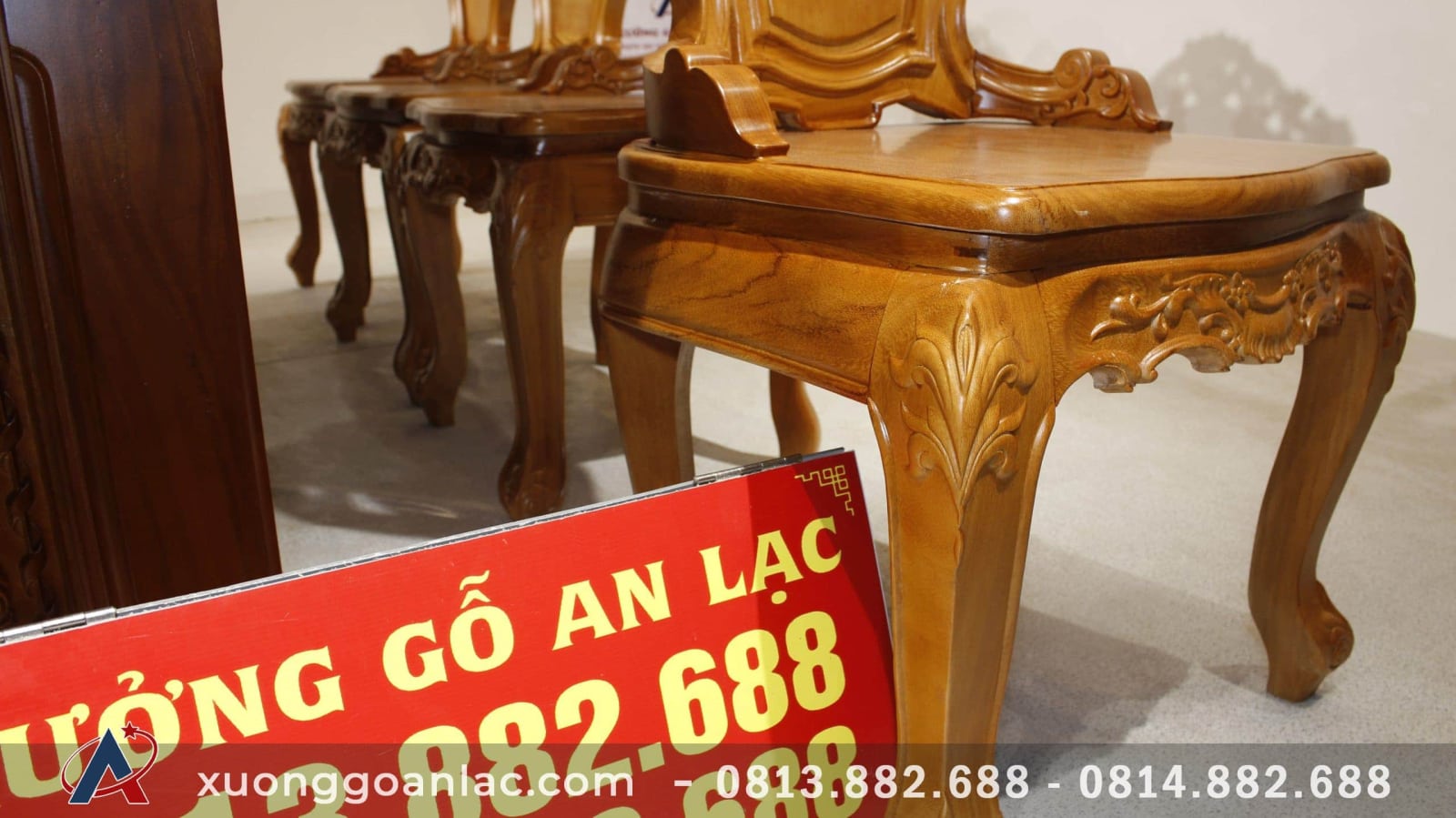 Bộ bàn ăn 6 ghế gõ đỏ mặt bàn nguyên khối 220x85x6cm 11 chân và yếm hồi ghế gõ đỏ