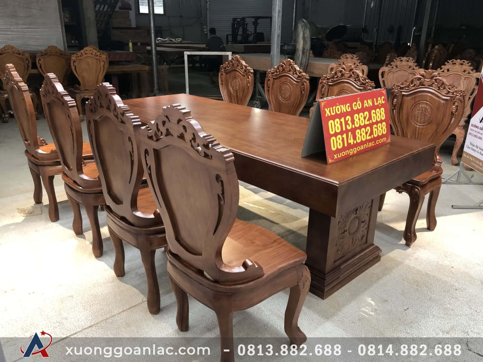 Bộ bàn ghế ăn nguyên khối gỗ gõ đỏ 8 ghế louis (Anh Tuấn, Lương Sơn - Hòa Bình) 9 Bộ bàn ghế ăn nguyên khối gỗ gõ đỏ 8 ghế louis (Anh Tuấn, Lương Sơn - Hòa Bình) - Ảnh 9
