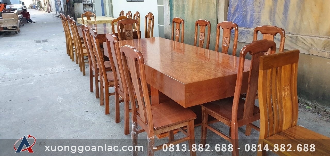 Bộ bàn ăn đóng hộp gỗ gõ đỏ 10 ghế (Cô Thúy, Hòa Bình) 8 bộ bàn ăn gõ đỏ đóng hộp