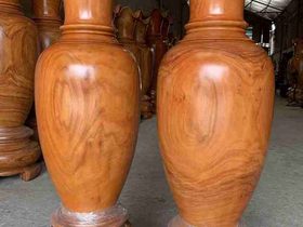 Lục Bình gỗ hương đỏ 1m50 đường kính 46cm (anh Giang – Hà Nội) 7 Lục Bình 1m5 (anh Giang – Hà Nội)
