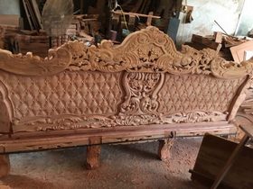 lưng ghế đoản dài Hoàng gia