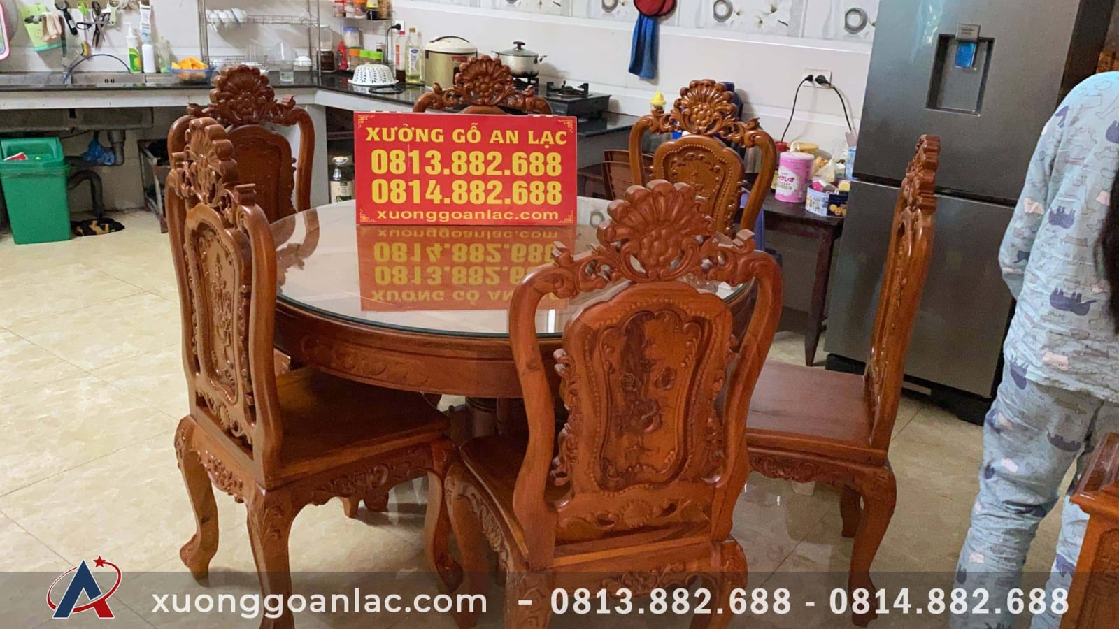 Bộ bàn ăn 8 ghế louis hồng hạt gỗ gõ đỏ (Chị Huyền, Phú Thọ) 8 bàn ghế ăn sang trọng