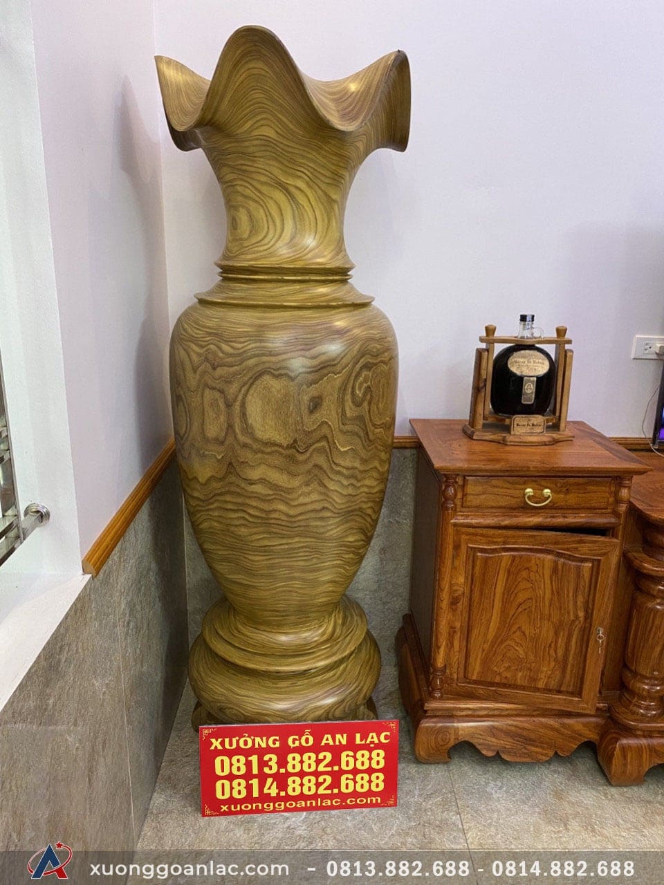 Lục bình gỗ cẩm vàng 1m79 đường kính 56cm (anh Tùng - Ninh Bình) 2 (Anh Tùng - Ninh Bình)