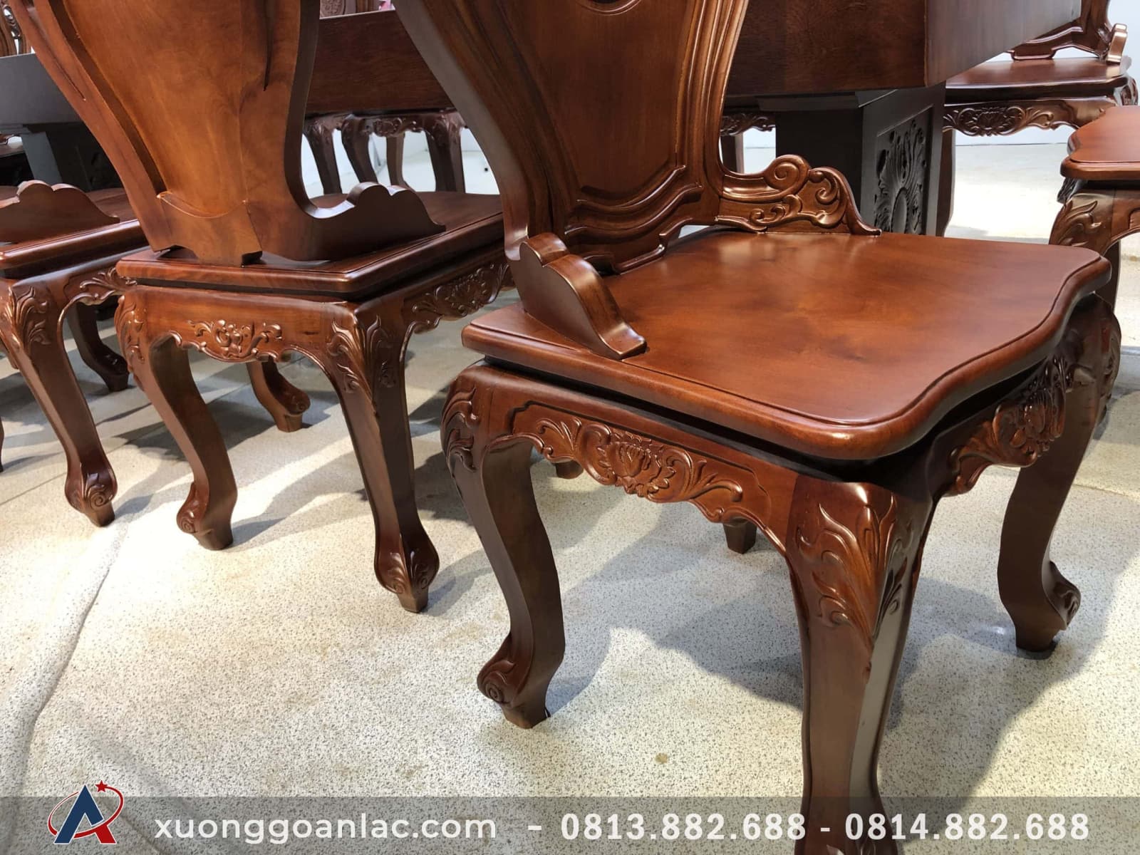Bộ bàn ăn nguyên khối 12 ghế louis gỗ gõ đỏ siêu Vip (Anh Quyết, Sông Công -Thái Nguyên) 11 Bộ bàn ăn nguyên khối 12 ghế louis gỗ gõ đỏ siêu Vip  (Anh Quyết, Sông Công -Thái Nguyên) - Ảnh 11