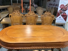 Bộ bàn ăn oval 8 ghế gỗ gõ đỏ cao cấp (Anh Liêm, Bắc Giang) 13 Mặt bàn khuôn tranh giữ trơn