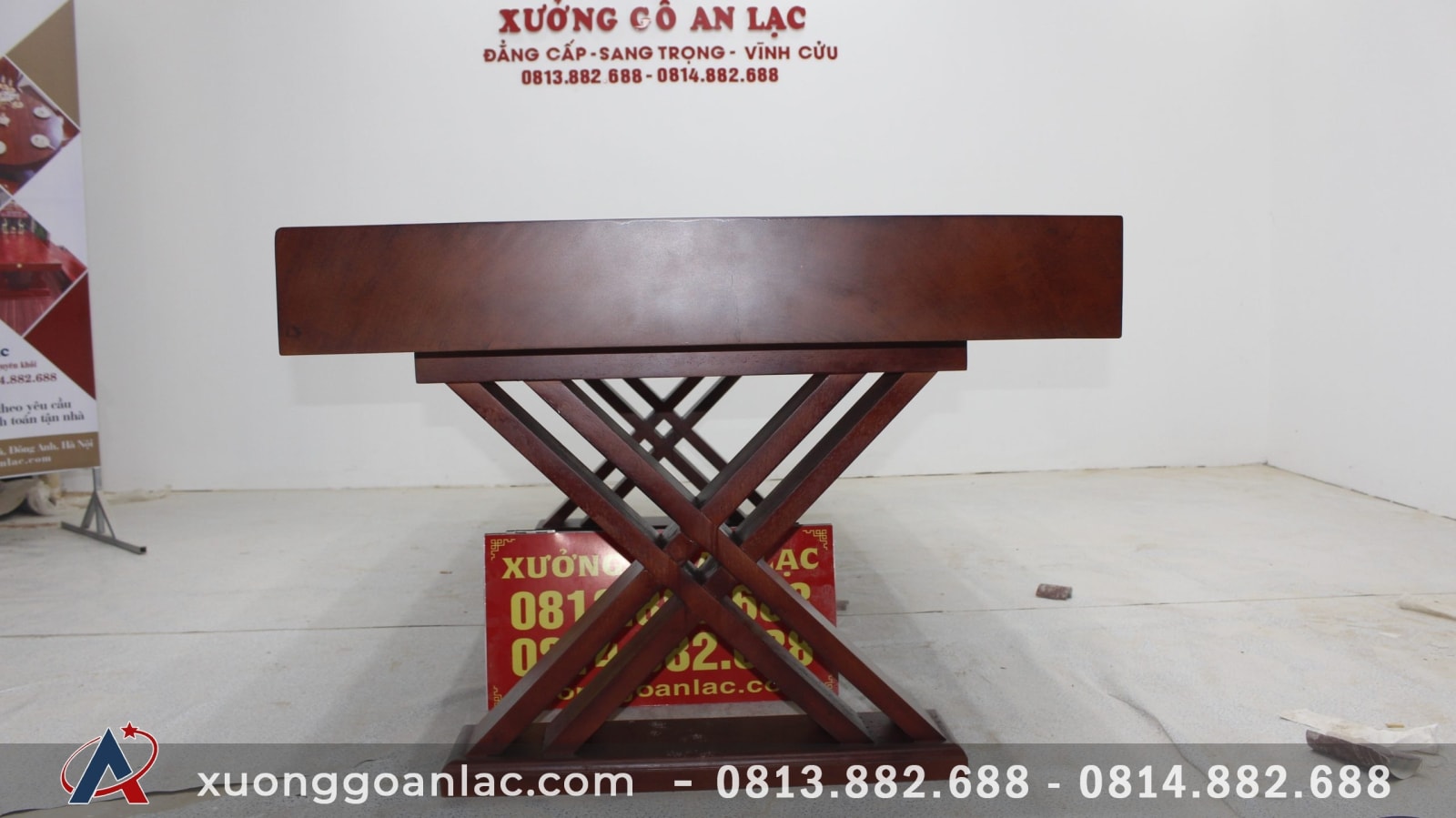 Mẫu bàn ăn nguyên khối gỗ gõ đỏ cao cấp (Anh Tuân, Hòa Bình) 11 mẫu bàn ăn gỗ gõ đỏ cao cấp