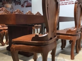 Bộ bàn ăn nguyên khối gỗ gõ đỏ màu óc chó (Chú Sang, TP Thái Bình) 22 ghế louis 1 mặt