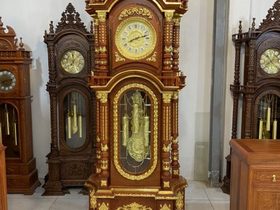 đòng hồ mạ vàng 2m50