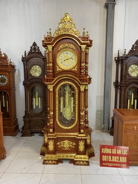 đòng hồ mạ vàng 2m50
