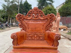 ghế hoàng gia gỗ hương đá cao cấp