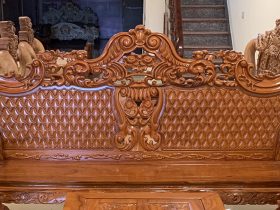 ghế hoàng gia gỗ hương đá