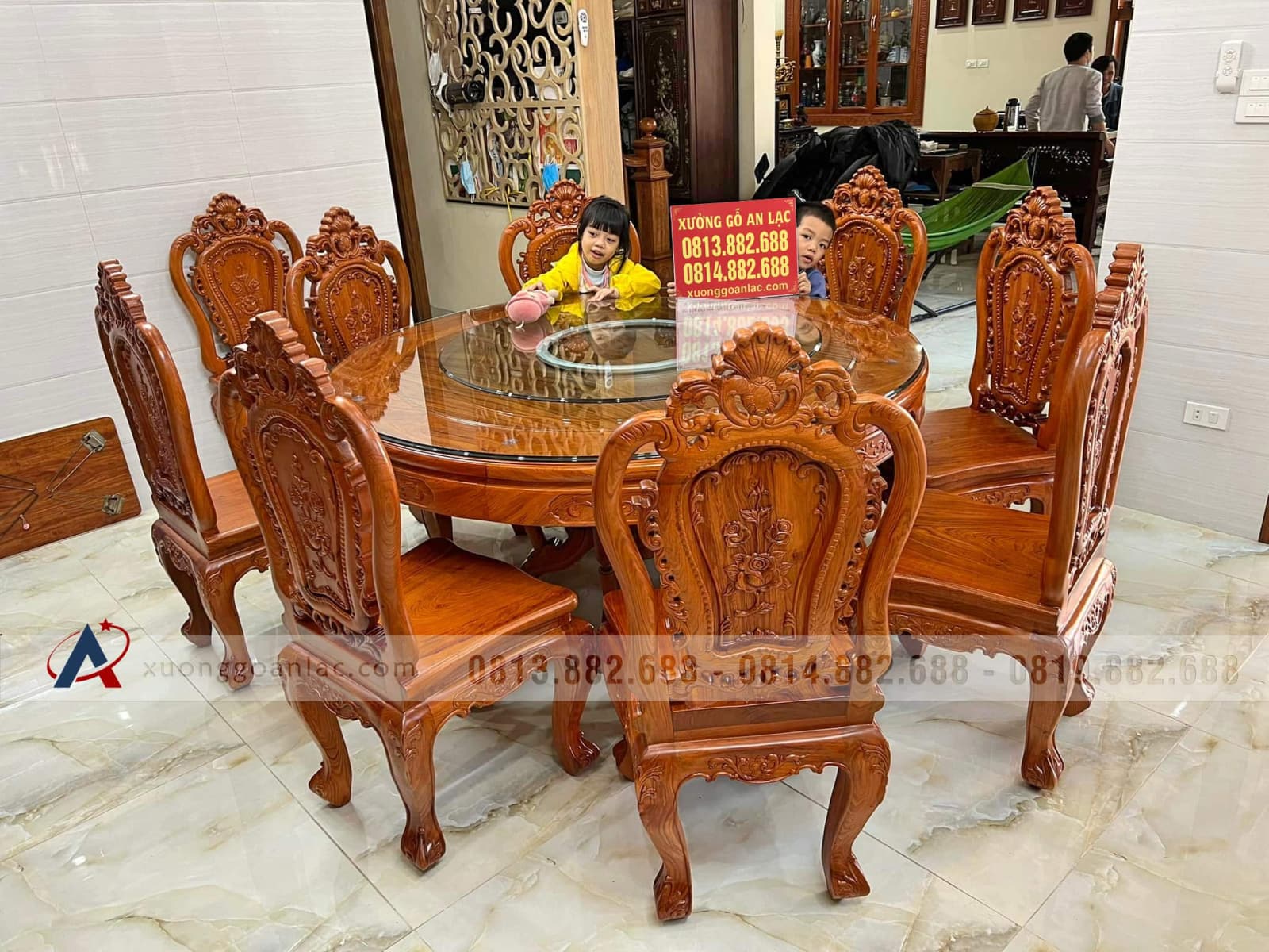 Bộ bàn ăn 9 ghế Louis hoa hồng gỗ hương đá mặt tràn 4cm (Anh Đông, Hải Phòng) 18 bàn ăn tròn ghế hoa hồng gỗ hương đá