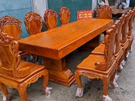 Bộ bàn ăn 10 ghế louis hoàng gia gỗ hương đá hàng thửa vân vipBộ bàn ăn 10 ghế louis hoàng gia gỗ hương đá hàng thửa vân vip
