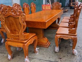 Bộ bàn ăn 10 ghế louis hoàng gia gỗ hương đá hàng thửa vân vip (Chị Hoa, TP. Huế) 22 bàn ghế ăn gỗ hương đá