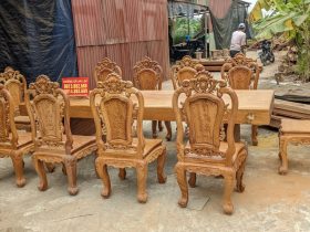 Bộ bàn ăn nguyên khối gỗ gõ đỏ 10 ghế louis hoa hồng (Anh Đức, TP. Hồ Chí Minh) 12 Bo ban an nguyen khoi go go do 10 ghe louis hoa hong 3