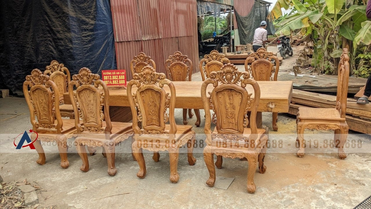 Bộ bàn ăn nguyên khối gỗ gõ đỏ 10 ghế louis hoa hồng (Anh Đức, TP. Hồ Chí Minh) 4 Bộ bàn ăn nguyên khối gỗ gõ đỏ 10 ghế louis hoa hồng (Anh Đức, TP. Hồ Chí Minh) - Ảnh 4