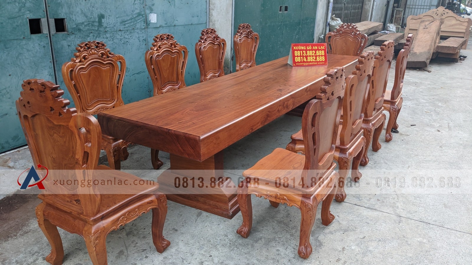 Bộ bàn ăn nguyên khối gỗ hương đá 10 ghế louis hoàng gia mặt tràn (Cô Hương, Hà Tĩnh) 20 Bộ bàn ăn nguyên khối gỗ hương đá 10 ghế louis hoàng gia mặt tràn