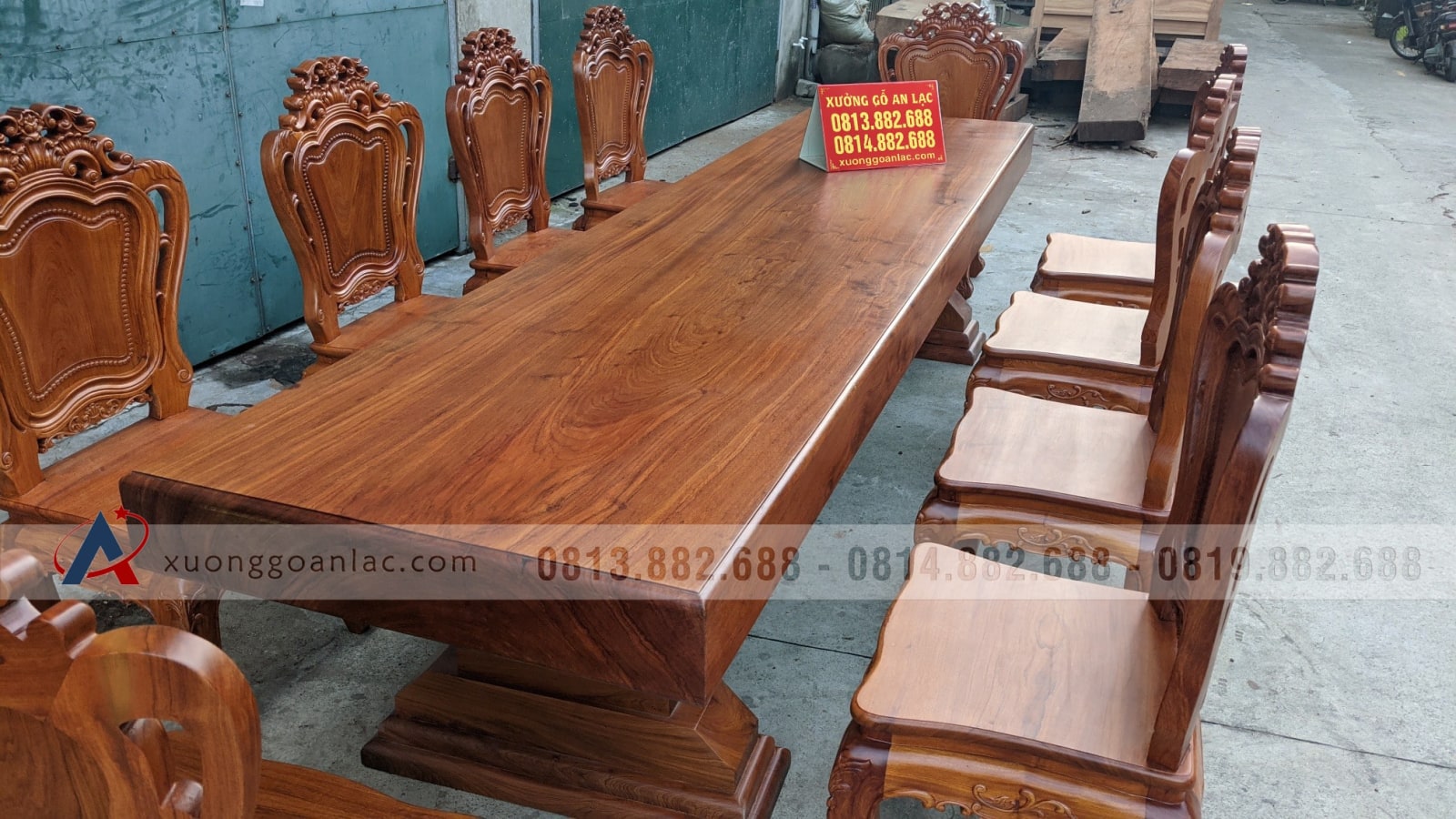 Bộ bàn ăn nguyên khối gỗ hương đá 10 ghế louis hoàng gia mặt tràn (Cô Hương, Hà Tĩnh) 6 Bộ bàn ăn nguyên khối gỗ hương đá 10 ghế louis hoàng gia mặt tràn (Cô Hương, Hà Tĩnh) - Ảnh 6