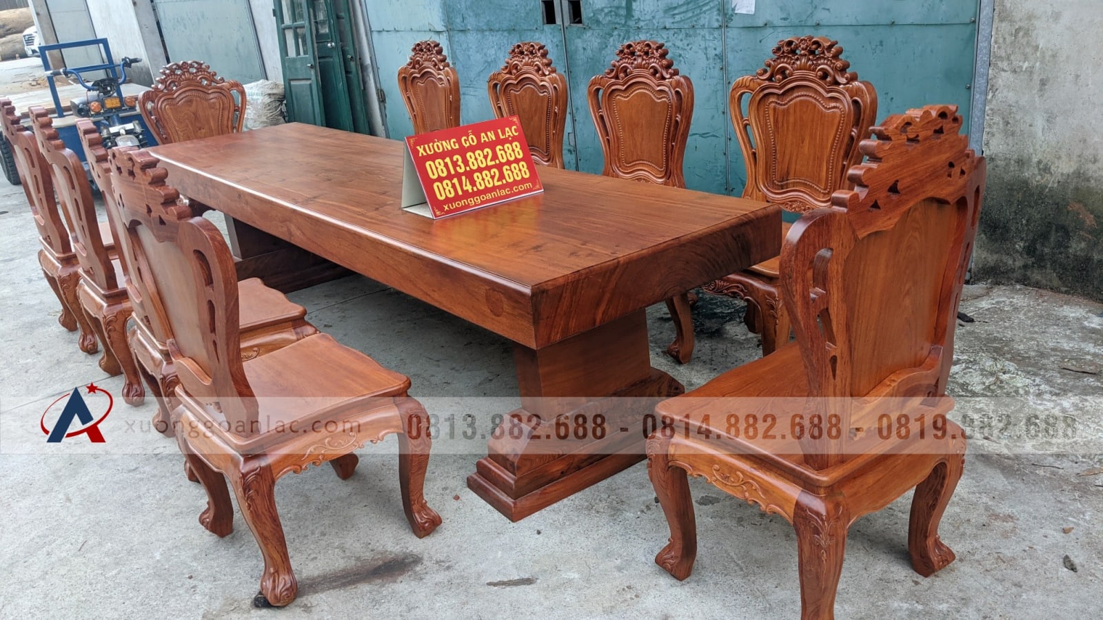 Bộ bàn ăn nguyên khối gỗ hương đá 10 ghế louis hoàng gia mặt tràn (Cô Hương, Hà Tĩnh) 22 bàn ghế ăn gỗ hương đá vip