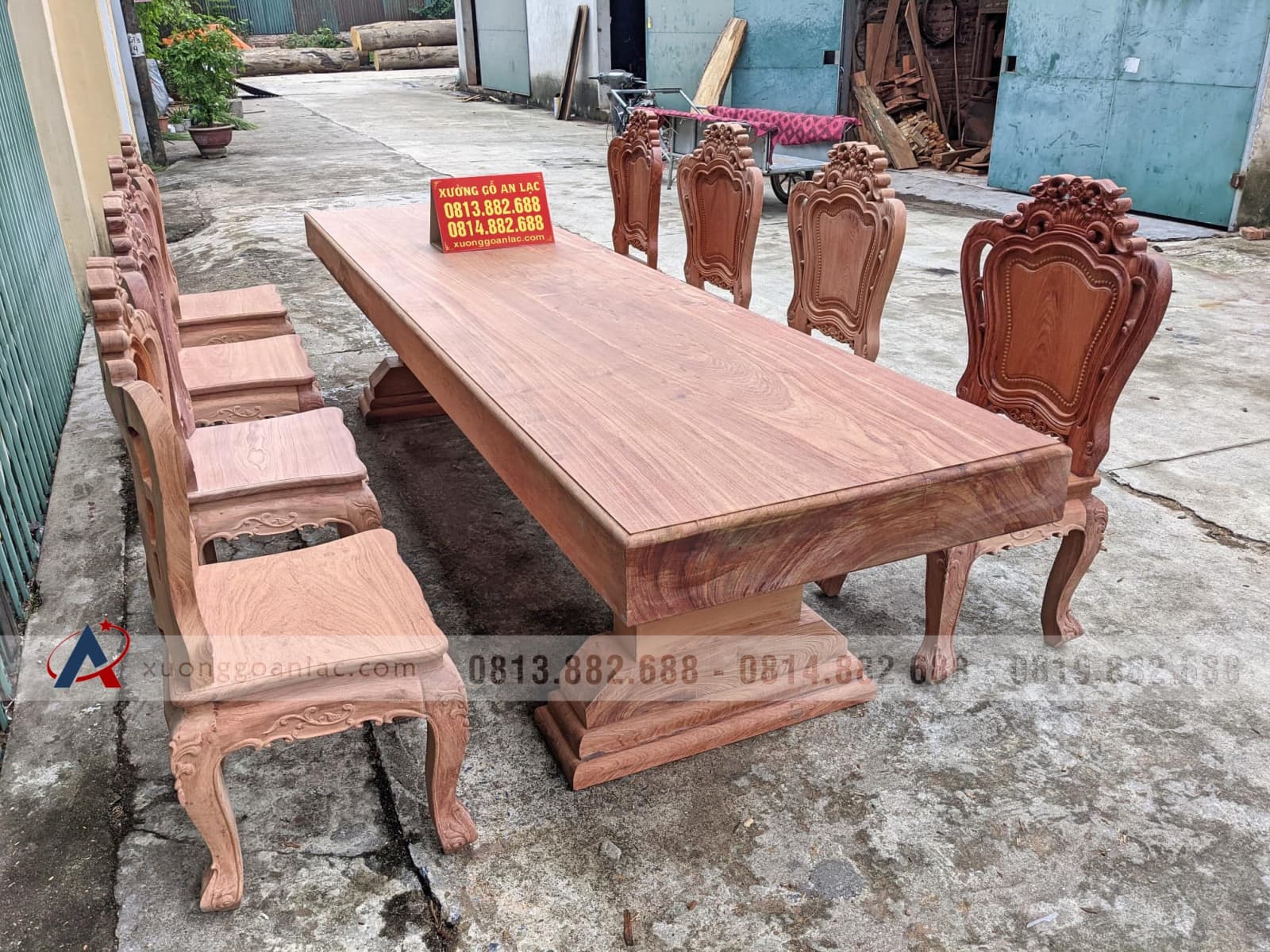 Bộ bàn ăn nguyên khối gỗ hương đá 8 ghế louis hoàng gia (Anh Đặng, Tây Ninh) 18 Bộ bàn ăn nguyên khối gỗ hương đá 8 ghế louis hoàng gia