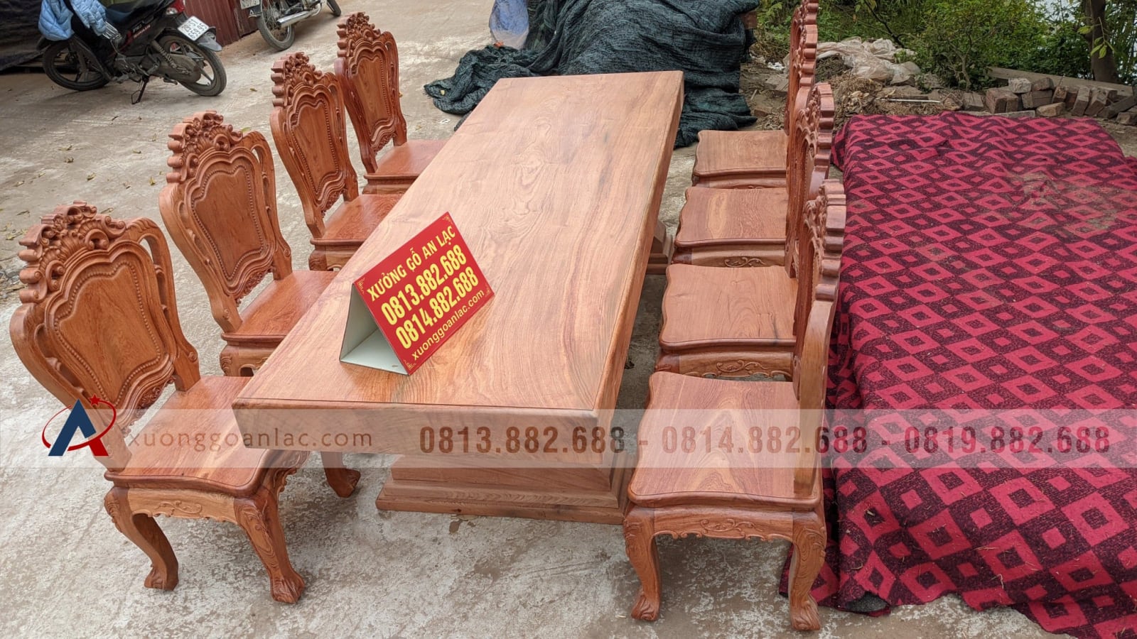 Bộ bàn ăn nguyên khối gỗ hương đá 8 ghế mặt tràn siêu vip (Anh Tuyển, Quảng Ninh) 13 bàn ăn gỗ hương đá nguyên khối