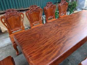 Bộ bàn ăn nguyên khối siêu vân và 10 ghế louis hoàng gia đục 2 mặt (Anh Tuấn, TP Hồ Chí Minh) 13 bàn ghế ăn gỗ hương đá cao cấp