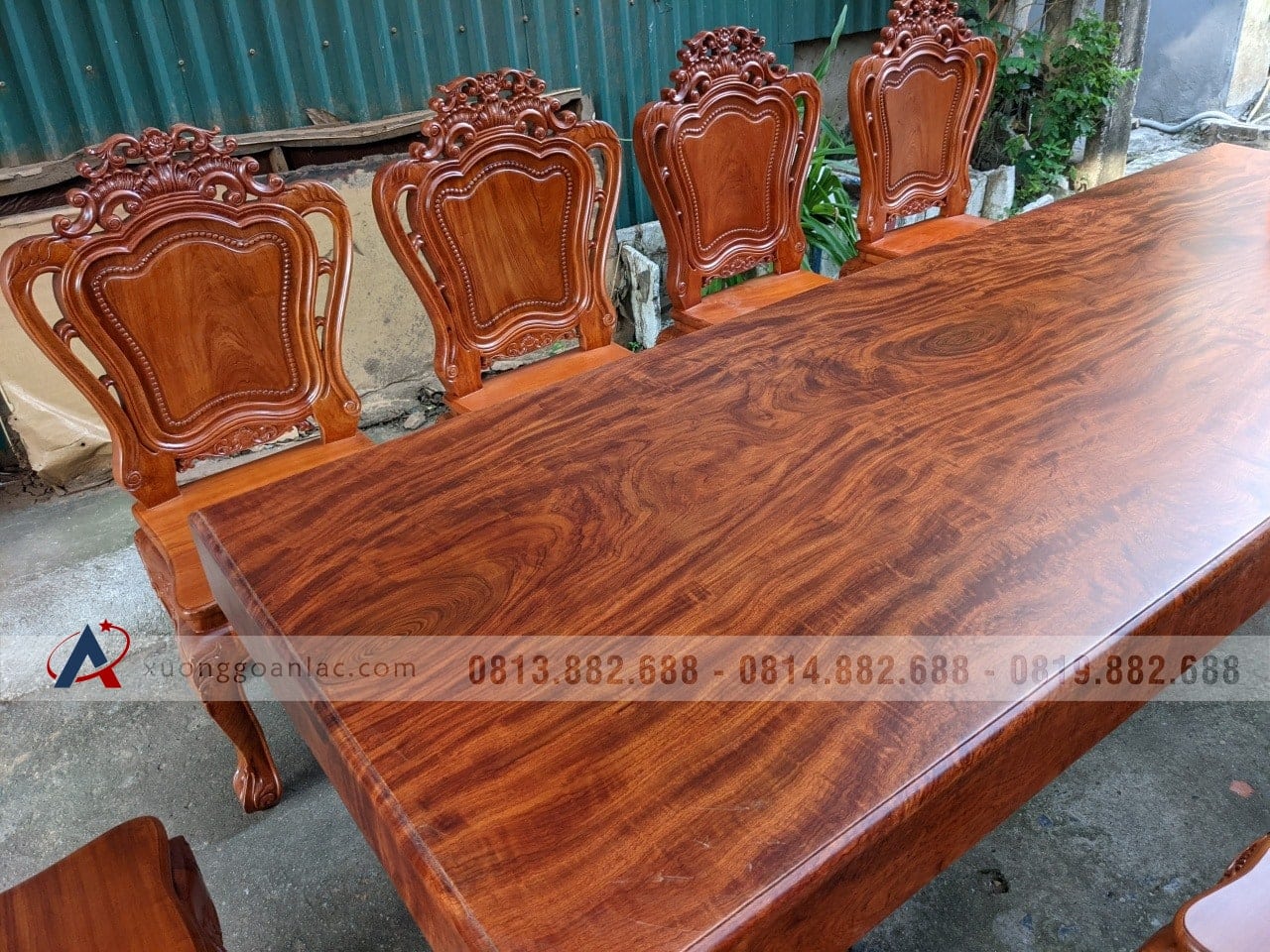 Bộ bàn ăn nguyên khối siêu vân và 10 ghế louis hoàng gia đục 2 mặt (Anh Tuấn, TP Hồ Chí Minh) 20 bàn ăn 10 ghế louis