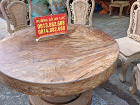 Bộ bàn ăn tròn nguyên khối gỗ gõ đỏ 8 ghế hoa hồng hàng siêu vân (Chị Tiên, Lâm Đồng) 11 Bo ban an tron nguyen khoi go go do 8 ghe hang sieu van 1
