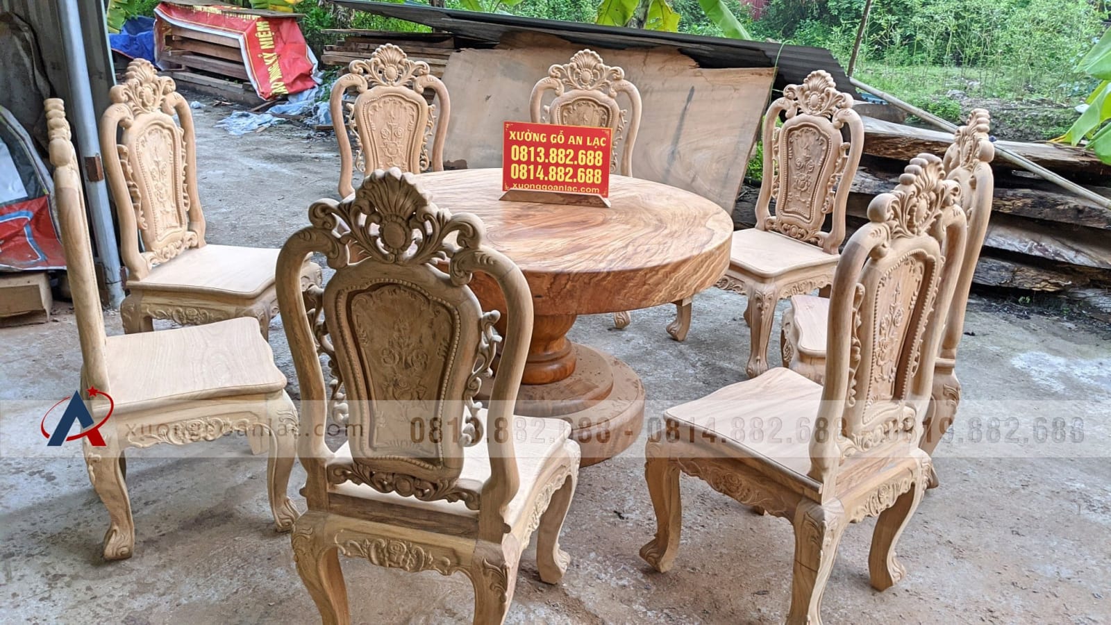 Bộ bàn ăn tròn nguyên khối gỗ gõ đỏ 8 ghế hoa hồng hàng siêu vân (Chị Tiên, Lâm Đồng) 6 Bộ bàn ăn tròn nguyên khối gỗ gõ đỏ 8 ghế hoa hồng hàng siêu vân (Chị Tiên, Lâm Đồng) - Ảnh 6
