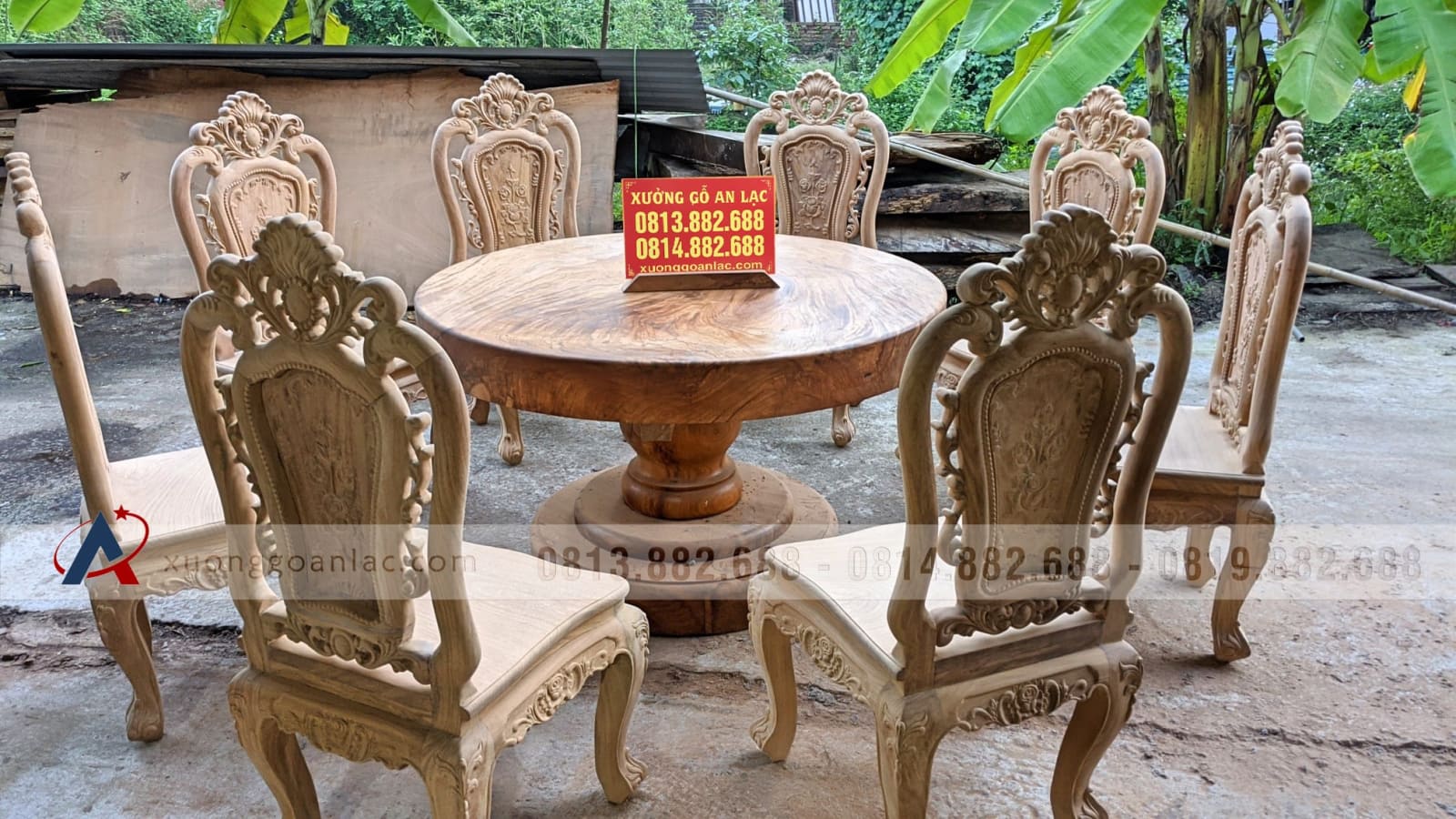 Bộ bàn ăn tròn nguyên khối gỗ gõ đỏ 8 ghế hoa hồng hàng siêu vân (Chị Tiên, Lâm Đồng) 20 Bộ bàn ăn tròn nguyên khối gỗ gõ đỏ 8 ghế hàng siêu vân