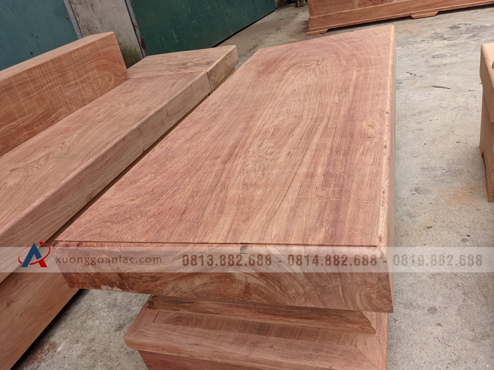 Combo bộ sofa góc L và kệ tivi 2 tầng gỗ hương đá nguyên khối (anh Hải, Thanh Hóa) 14 Combo bộ sofa góc L và kệ tivi 2 tầng gỗ hương đá nguyên khối (anh Hải, Thanh Hóa) - Ảnh 14