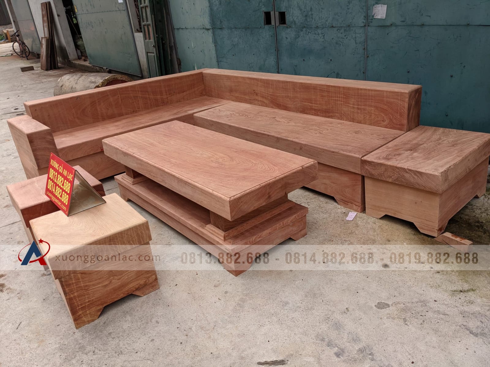 Combo bộ sofa góc L và kệ tivi 2 tầng gỗ hương đá nguyên khối (anh Hải, Thanh Hóa) 4 sofa góc gỗ hương đá nguyên khối
