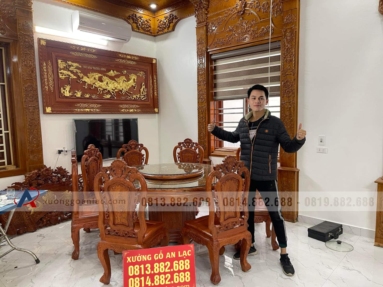 Combo nội thất gỗ cho biệt thự siêu khủng của gia đình anh Thân (Hưng Yên) 26 Bộ bàn ăn tròn 8 ghế gỗ hương đá đục tay mẫu hồng hạc