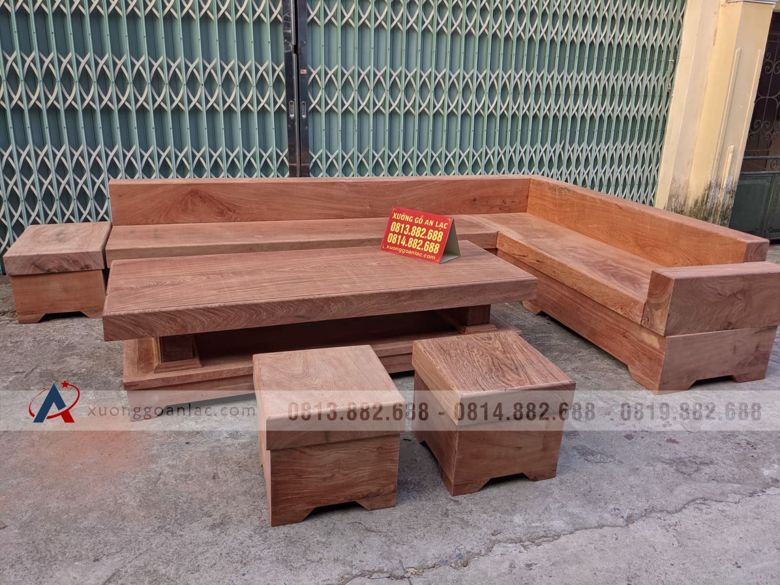 Combo kệ tivi và sofa nguyên khối góc chữ L gỗ hương đá siêu phẩm (chú Hàm, Cao Bằng) 22 sofa góc nguyên khối gỗ hương đá