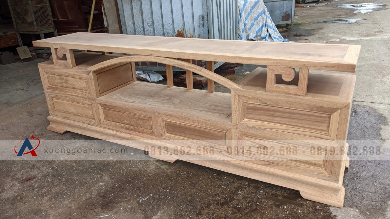 Kệ tivi 2m4 gỗ gõ đỏ thiết kế 3 tầng 6 ngăn kéo cực đẹp (anh Thảo, Hải Dương) 15 kệ ti vi 2m4 gỗ gõ đỏ