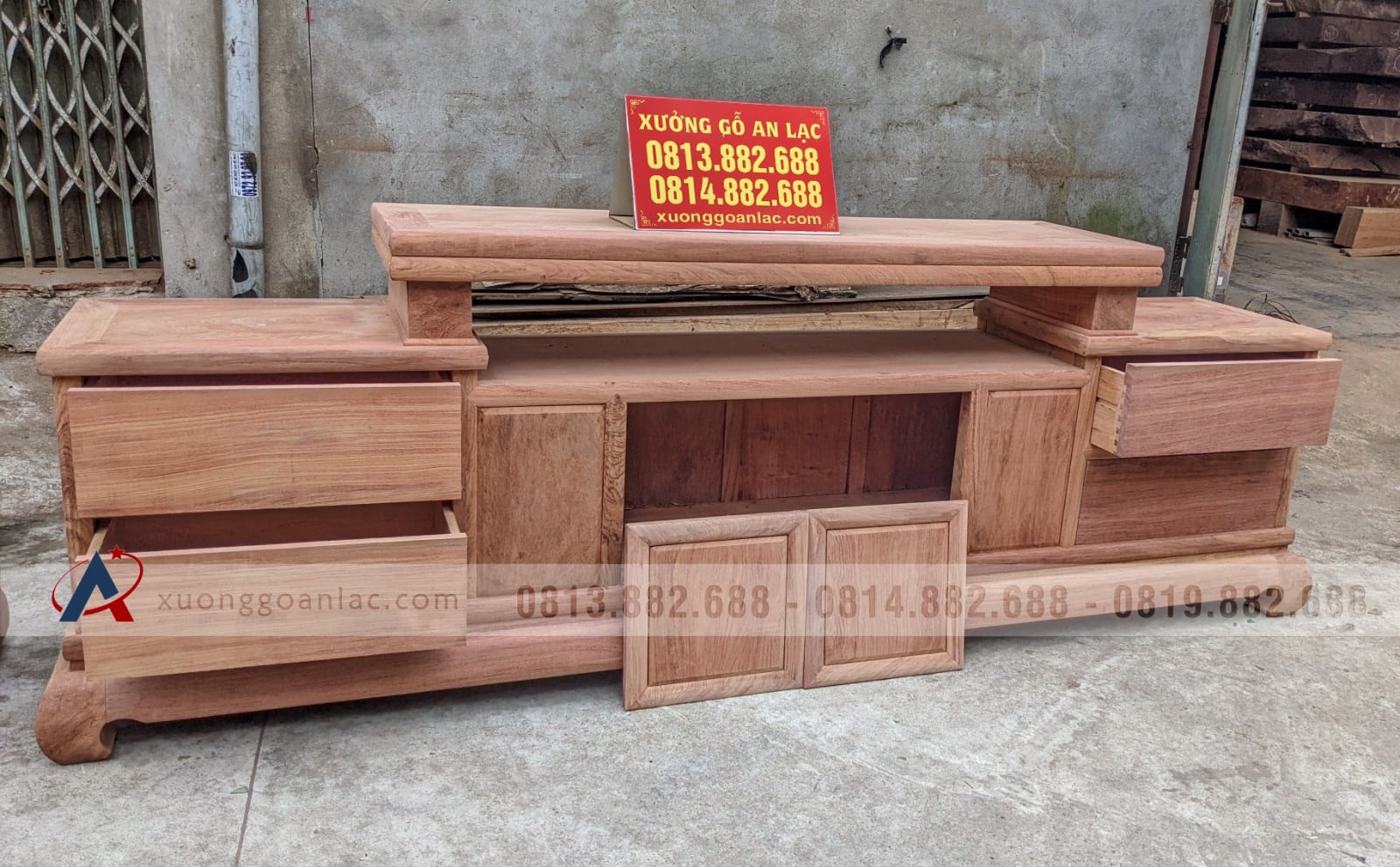 Kệ tivi 2m7 gỗ hương đá hàng mộng khóa đủ dày dặn (Chú Năm, Hải Dương) 2 Kệ tivi 2m7 gỗ hương đá hàng mộng khóa đủ dày dặn (Chú Năm, Hải Dương) - Ảnh 2