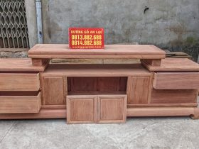 Kệ tivi 2m7 gỗ hương đá hàng mộng khóa đủ dày dặn (Chú Năm, Hải Dương) 9 Kệ tivi 2m7 gỗ hương đá hàng mộng khóa đủ dày dặn