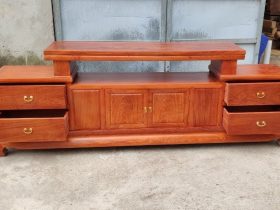 kệ tivi gỗ gõ đỏ