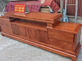 Kệ tivi mẫu sofa dài 2m6 gỗ hương đá chọn vân vip (anh Hướng, Sơn La) 7 kệ tivi gỗ hương đá
