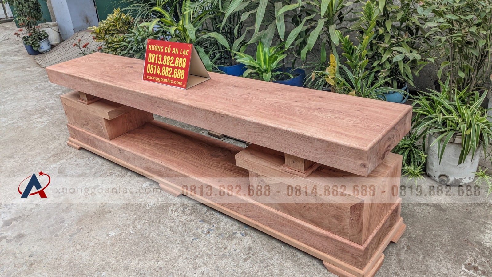 Kệ tivi nguyên khối 2 tầng 2 ngăn kéo gỗ hương đá 15 kệ tivi gỗ hương đá